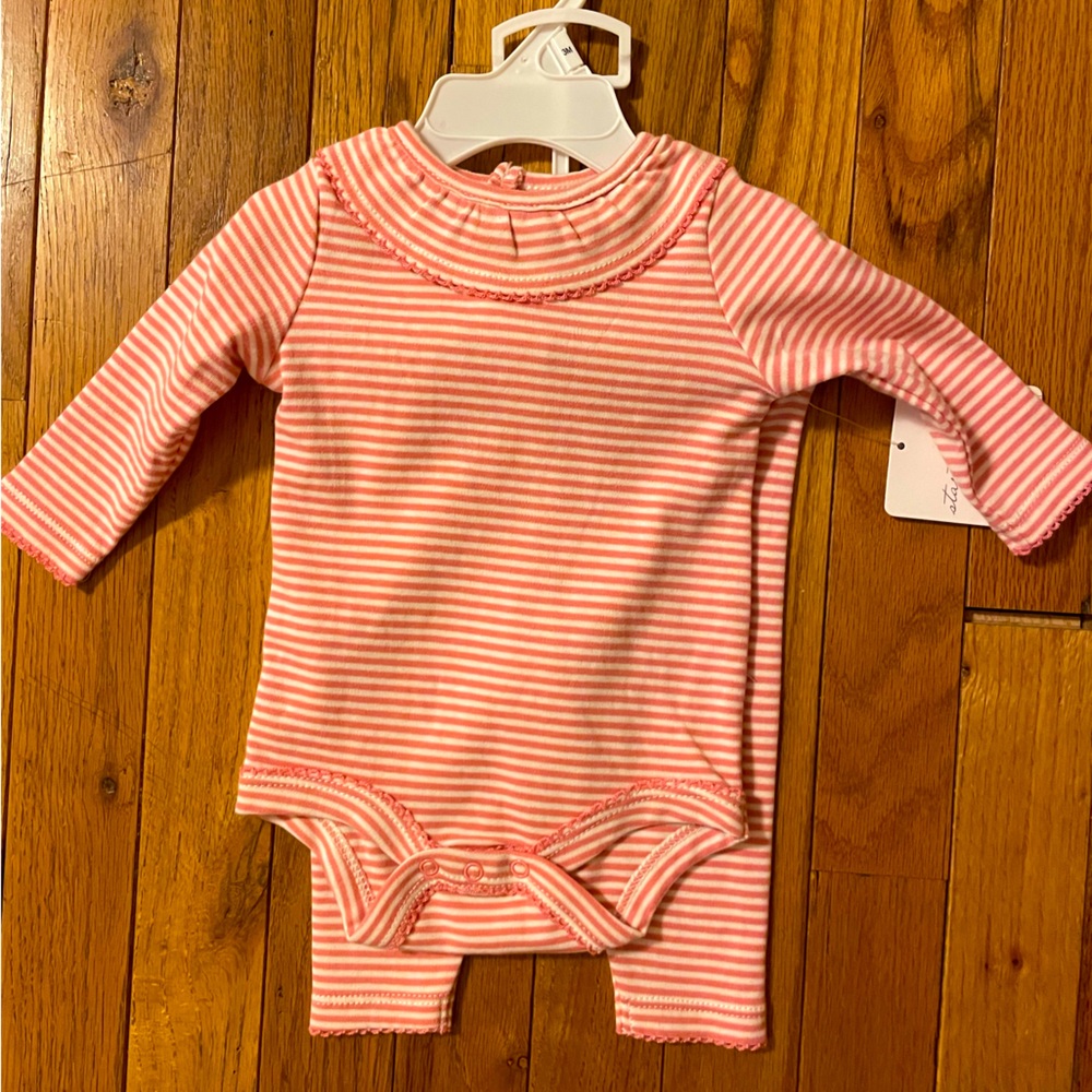 Cute outfit for new baby NWT